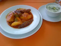 İzmir Köfte